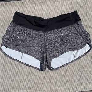 Lululemon 2.5 Speed Up Short
